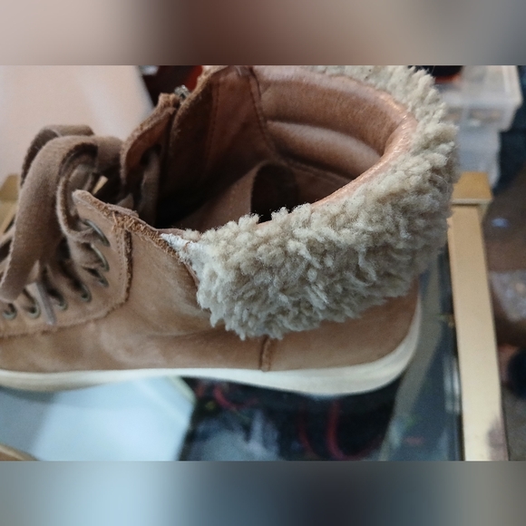 Women's olive chestnut sneakers sz 10 - Picture 4 of 7